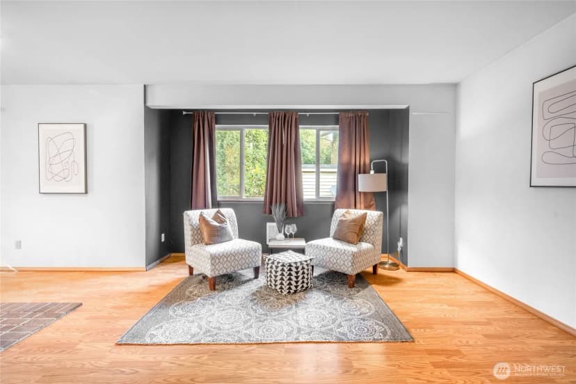 Property photo for 5600 Wisteria Lane Ne, Bremerton photo 3