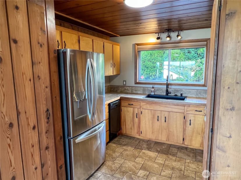 Property photo for 30 Maple Drive, Port Townsend photo 7