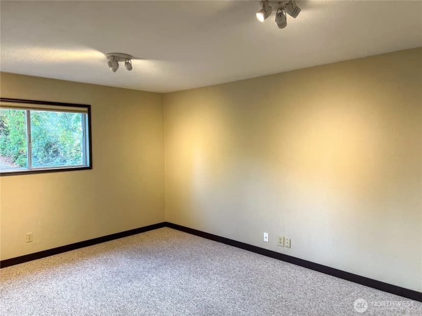 Property photo for 30 Maple Drive, Port Townsend photo 25