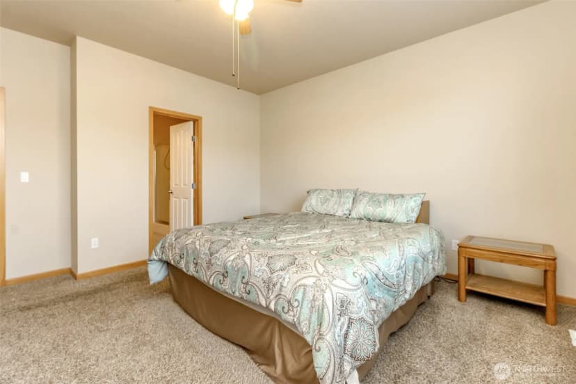 Property photo for 1113 Ofarrell Lane Nw, Orting photo 22
