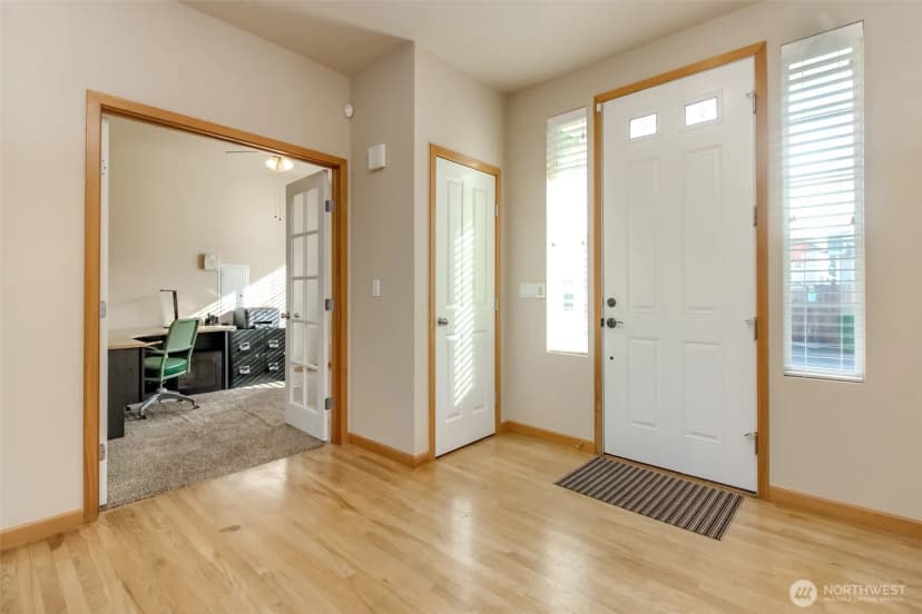 Property photo for 1113 Ofarrell Lane Nw, Orting photo 7
