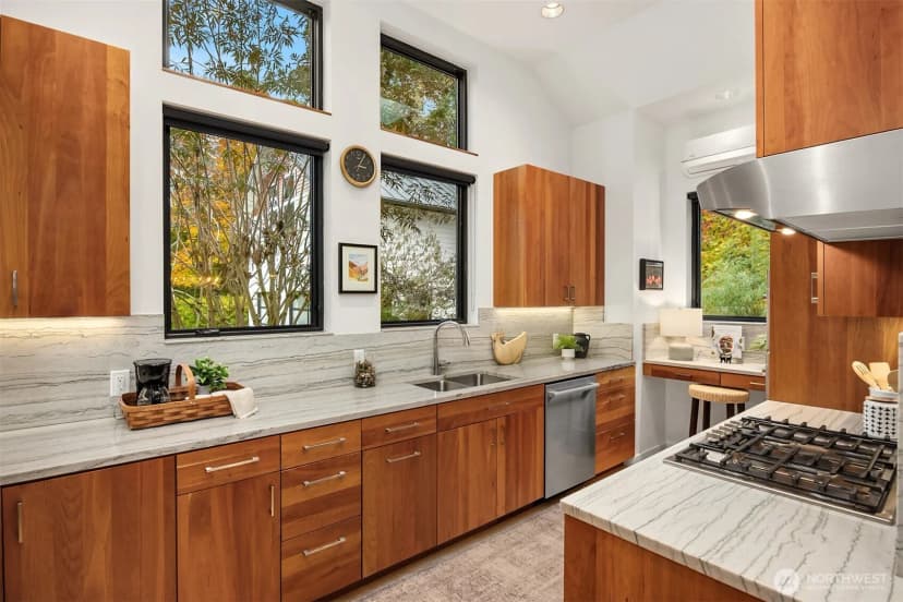 Property photo for 10959 Falk Road Ne, Bainbridge Island photo 15