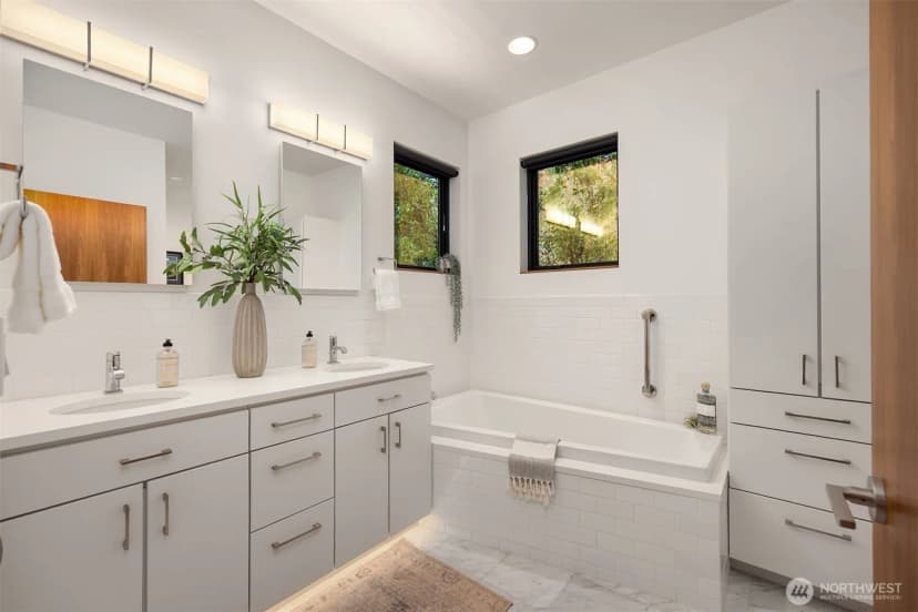 Property photo for 10959 Falk Road Ne, Bainbridge Island photo 26