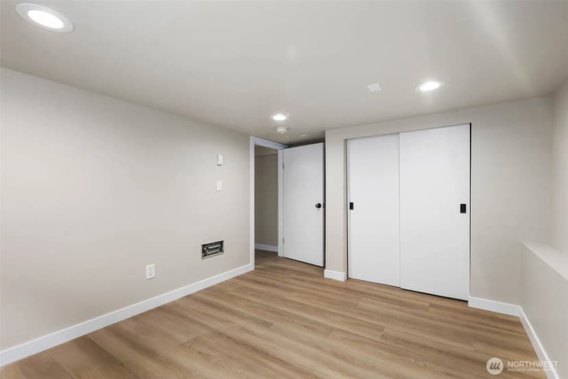 Property photo for 815 S Rose Street #a, Seattle photo 25
