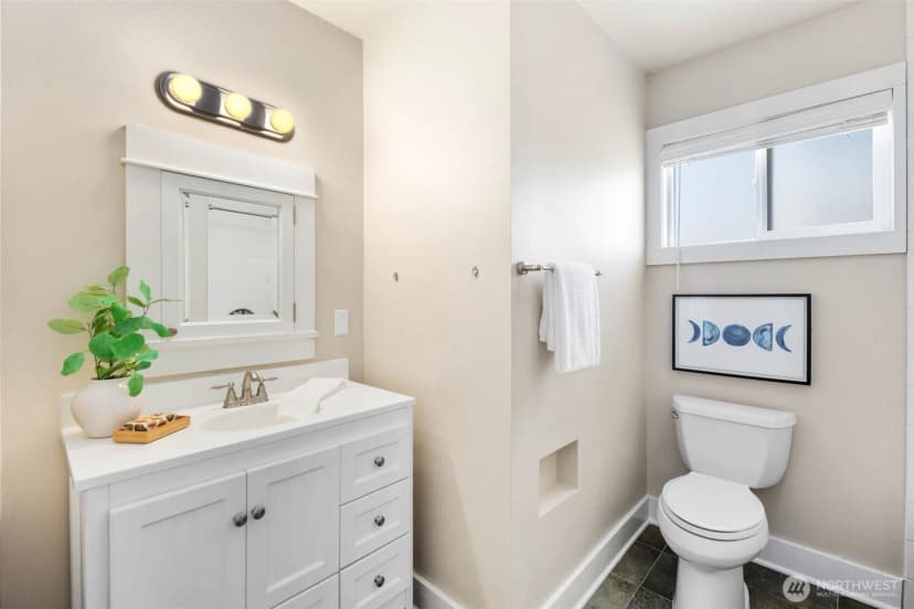 Property photo for 815 S Rose Street #a, Seattle photo 17
