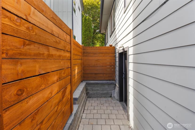Property photo for 815 S Rose Street #a, Seattle photo 32