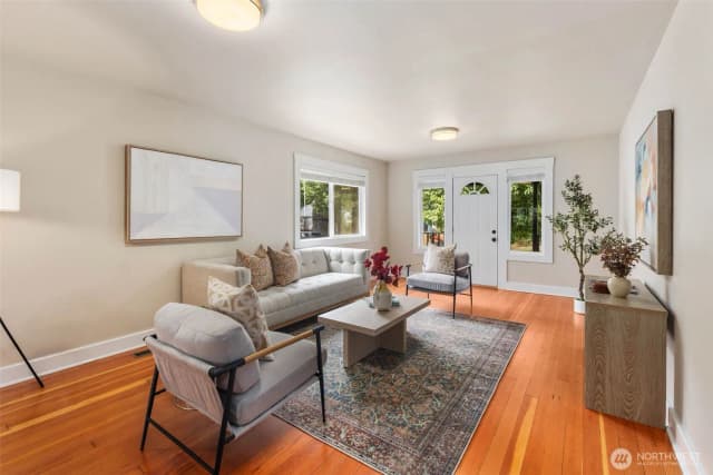 Property photo for 815 S Rose Street #a, Seattle photo 4