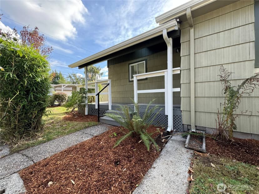 Property photo for 566 18th Avenue, Longview photo 15