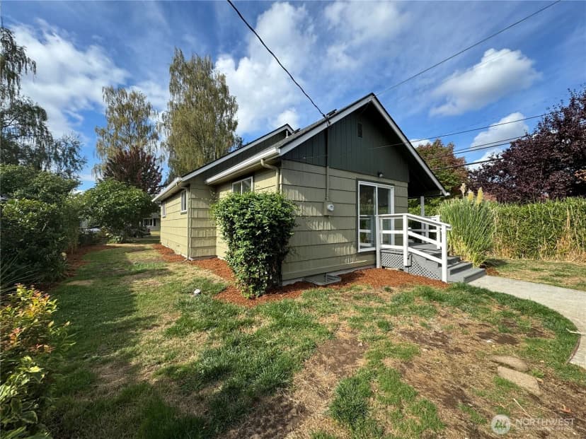 Property photo for 566 18th Avenue, Longview photo 13