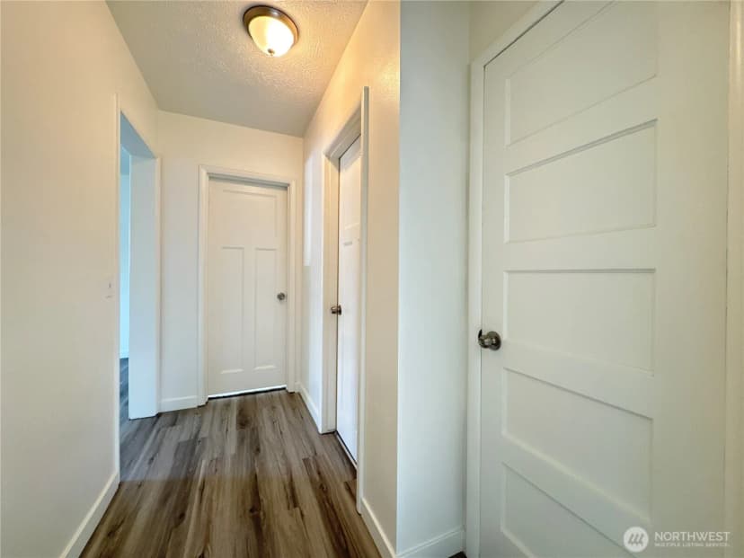 Property photo for 566 18th Avenue, Longview photo 7