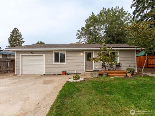 Property photo for 2370 Albin Drive, Entiat photo 3