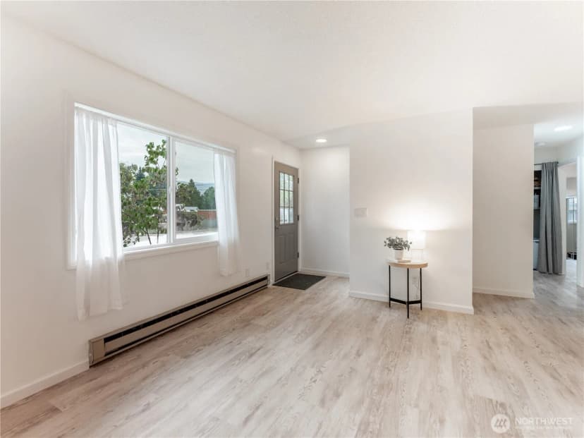 Property photo for 2370 Albin Drive, Entiat photo 5