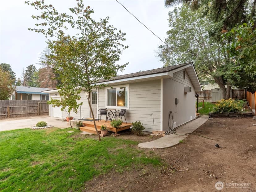 Property photo for 2370 Albin Drive, Entiat photo 28