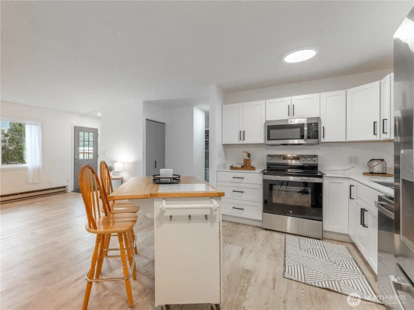Property photo for 2370 Albin Drive, Entiat photo 8
