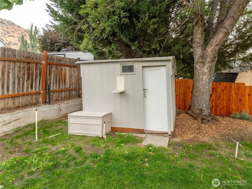 Property photo for 2370 Albin Drive, Entiat photo 32