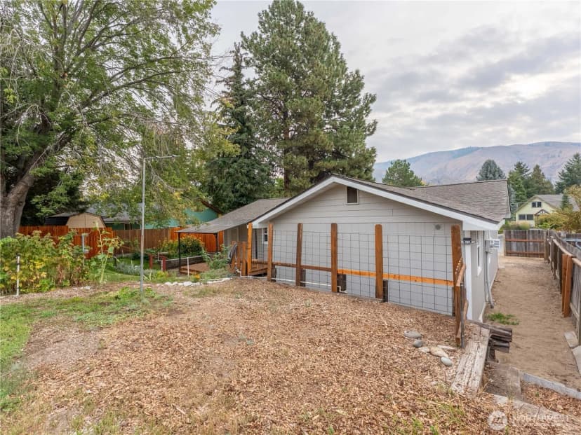 Property photo for 2370 Albin Drive, Entiat photo 36