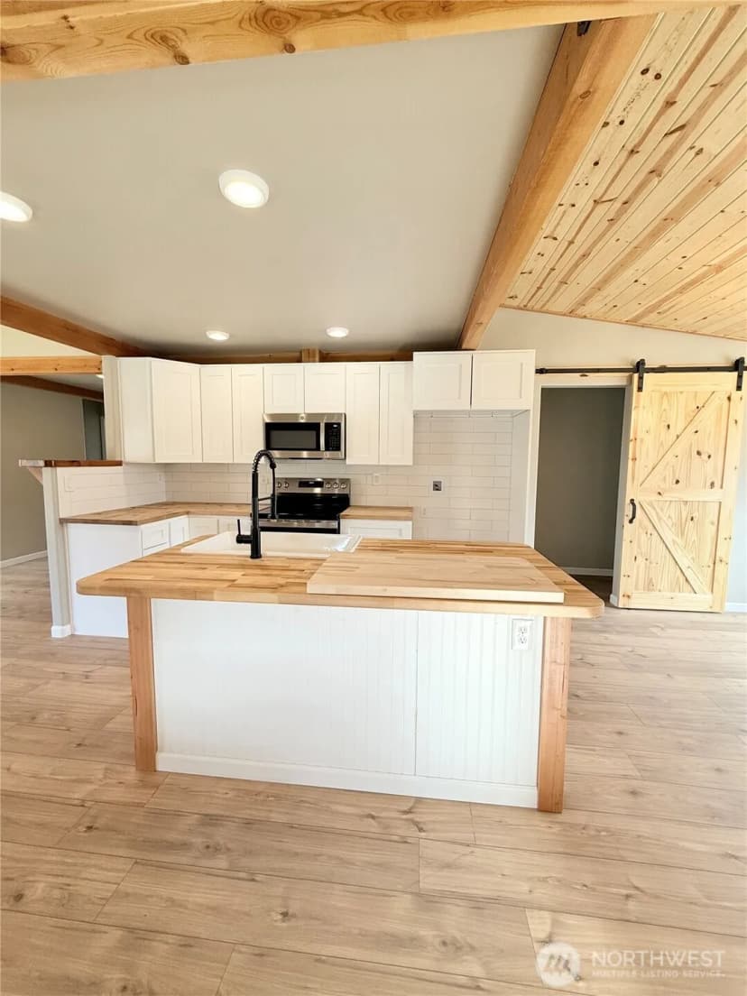 Property photo for 1719 Old Hwy 97, Okanogan photo 11