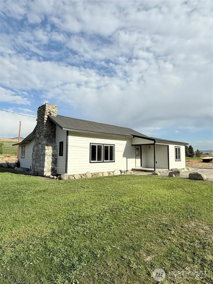 Property photo for 1719 Old Hwy 97, Okanogan photo 2