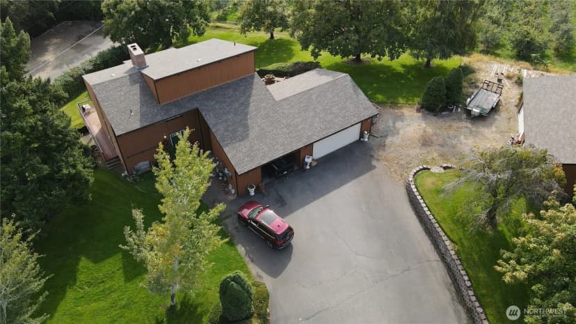 Property photo for 14 Hahn Road, Omak photo 38