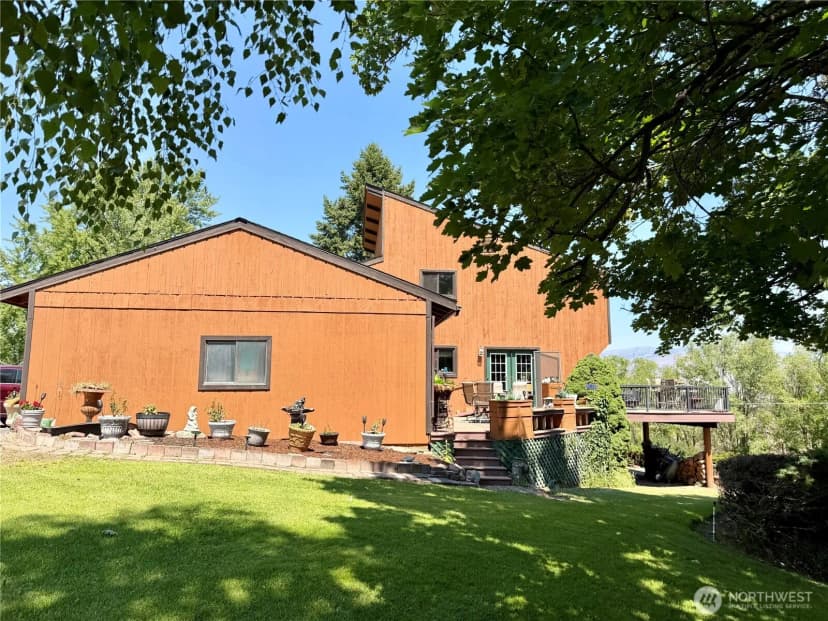 Property photo for 14 Hahn Road, Omak photo 39