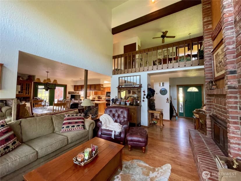 Property photo for 14 Hahn Road, Omak photo 8