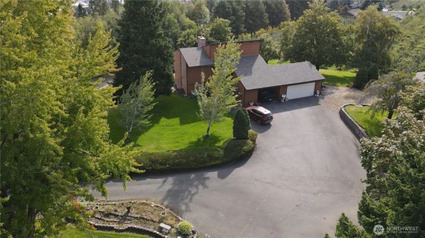 Property photo for 14 Hahn Road, Omak photo 36