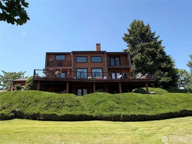 Property photo for 14 Hahn Road, Omak