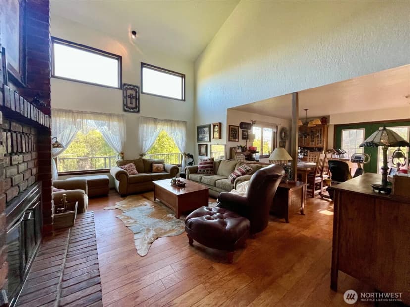 Property photo for 14 Hahn Road, Omak photo 10
