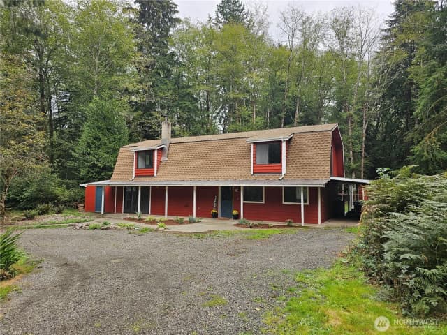 Property photo for 30 Hokanson Road, Elma