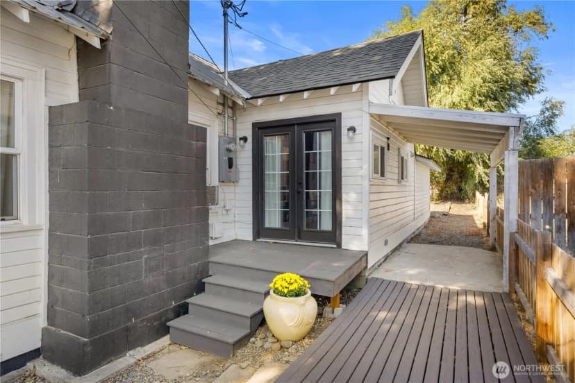 Property photo for 405 W Illinois Avenue, Ellensburg photo 16