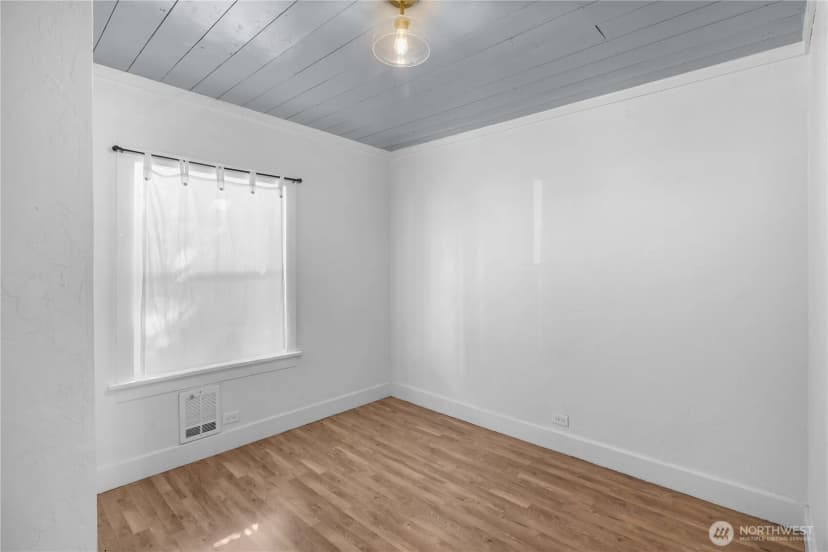 Property photo for 405 W Illinois Avenue, Ellensburg photo 21