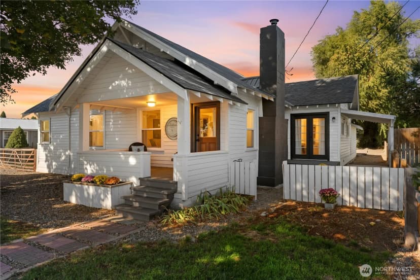 Property photo for 405 W Illinois Avenue, Ellensburg