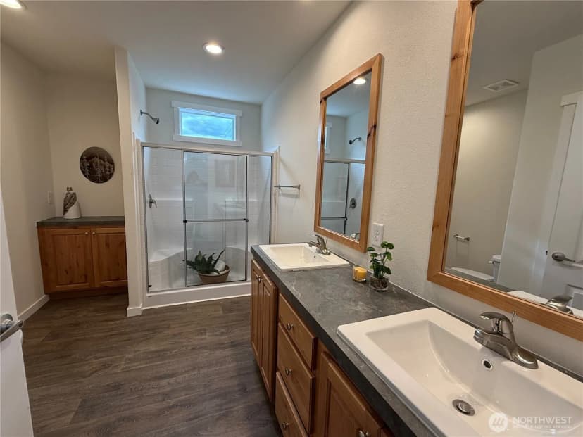Property photo for 881 N Iris Avenue, Sequim photo 10