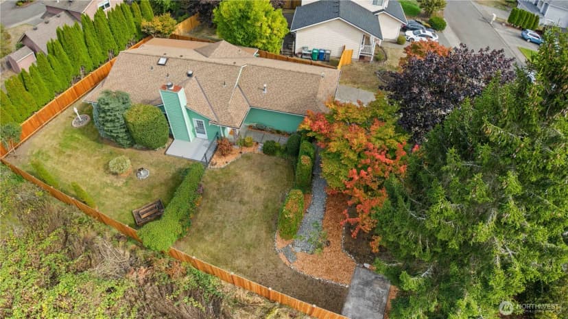 Property photo for 35359 13th Place Sw, Federal Way photo 3