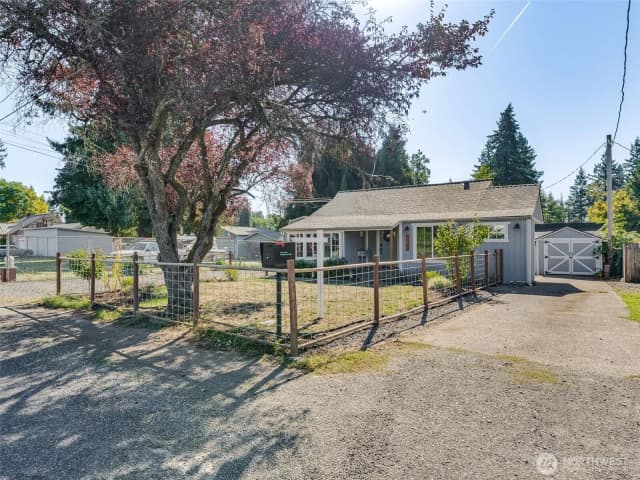 Property photo for 780 G Street, Washougal photo 2