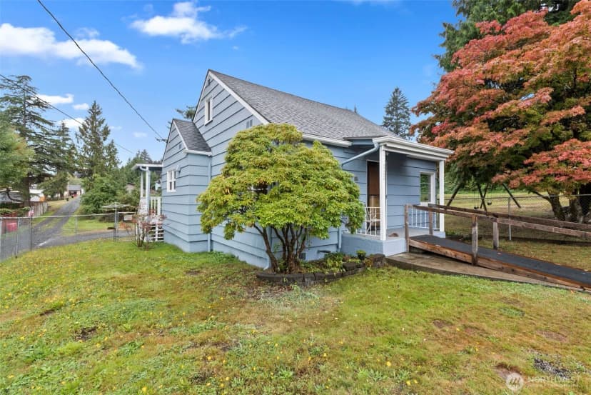 Property photo for 720 Washington Avenue, Raymond photo 27