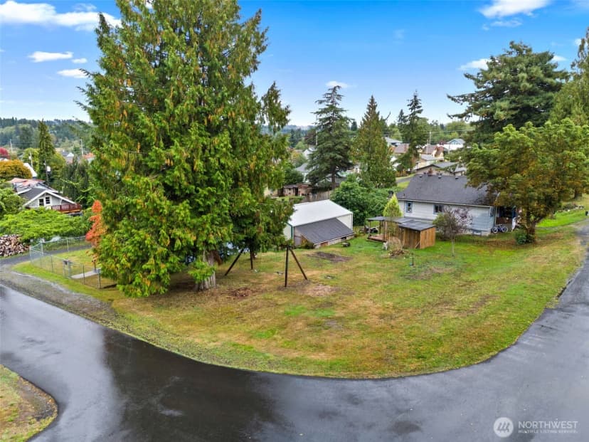 Property photo for 720 Washington Avenue, Raymond photo 32