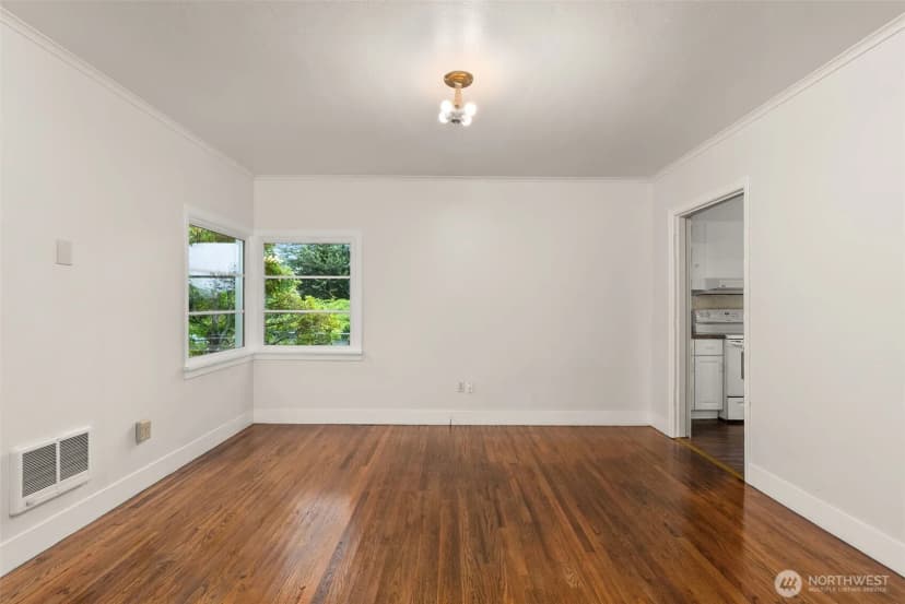 Property photo for 720 Washington Avenue, Raymond photo 6