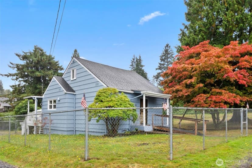 Property photo for 720 Washington Avenue, Raymond