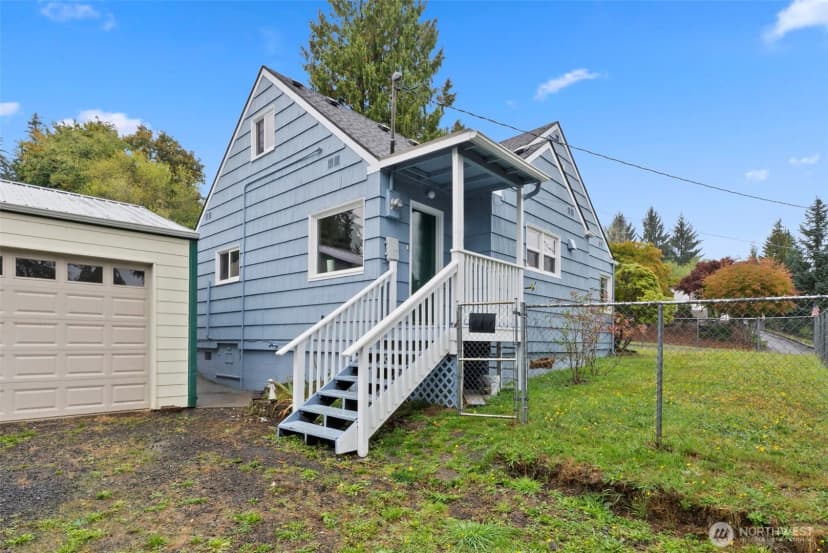Property photo for 720 Washington Avenue, Raymond photo 24