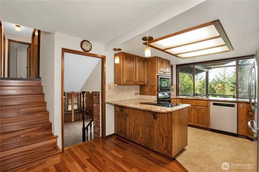 Property photo for 4632 Bush Mountain Drive Sw, Tumwater photo 10