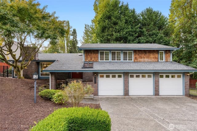 Property photo for 3641 Ne 169th Street, Lake Forest Park