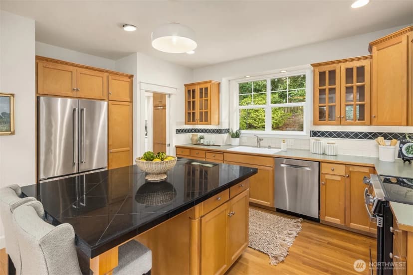 Property photo for 753 Village Circle Nw, Bainbridge Island photo 11