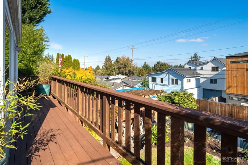 Property photo for 4026 52nd Avenue Sw, Seattle photo 14