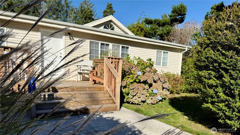 Property photo for 1915 195th Street, Long Beach