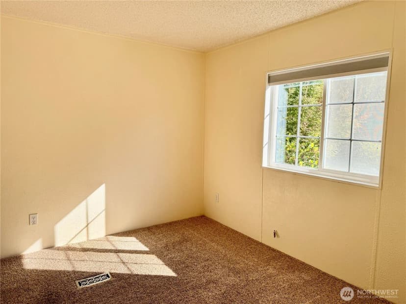 Property photo for 1915 195th Street, Long Beach photo 8