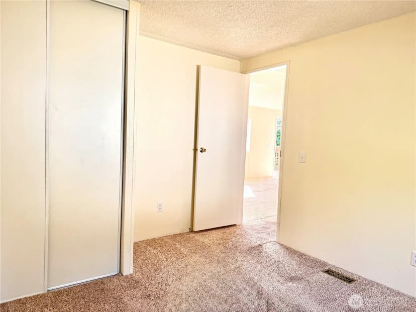 Property photo for 1915 195th Street, Long Beach photo 11