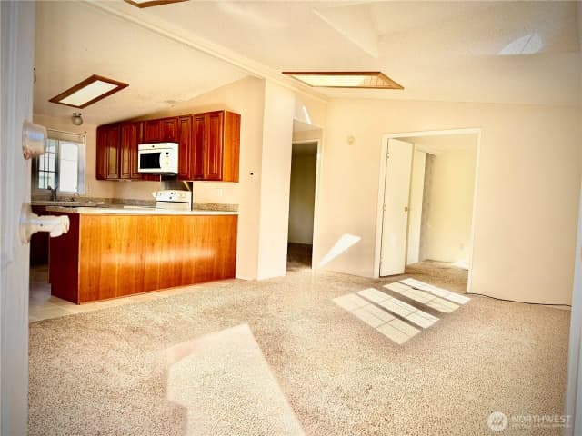 Property photo for 1915 195th Street, Long Beach photo 3
