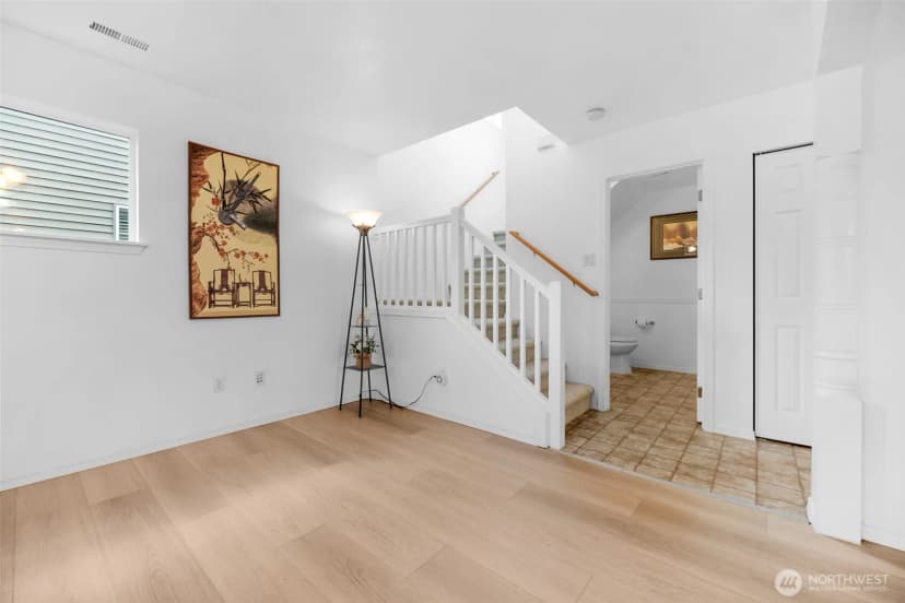 Property photo for 331 Index Avenue Se, Renton photo 5