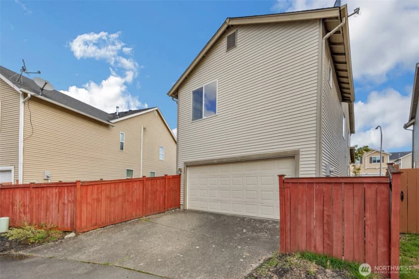 Property photo for 331 Index Avenue Se, Renton photo 24